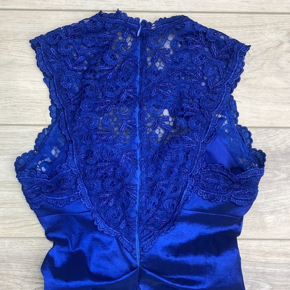 Xscape Mermaid Gown - Picture 10 of 16